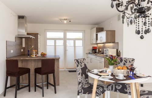 Bad Berleburg Apartment | 3* vacation apartment (57sqm) with walk-in shower and free WiFi