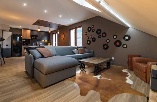 Orelle Apartment | 3 Vallées & epic cols – 4 to 6 guest stay