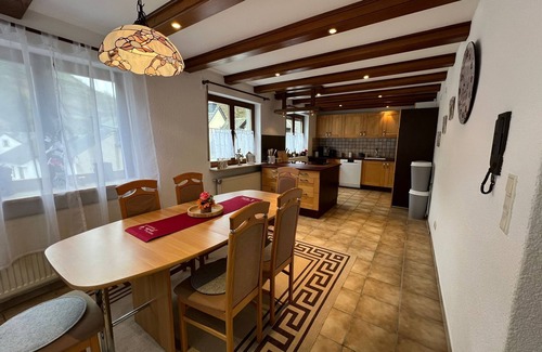 Damscheid Apartment | 3 Zimmer Ferienwohnung Denis