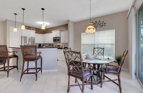 Naples Villa | 30-day minimum lease | Carlton Lakes | 2bs/2ba | Furnished Villa w/Den
