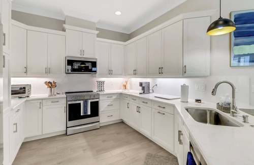 East Naples House | 30-day minimum lease | Isles of Collier | 2 bedrooms | den | 2 bathrooms