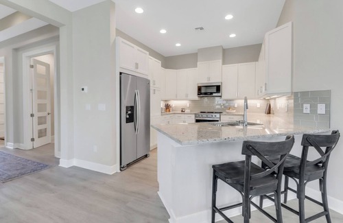 Naples Villa | 30-day minimum lease | Isles of Collier | 3 bedrooms | den with a pull-out couch | 2 baths