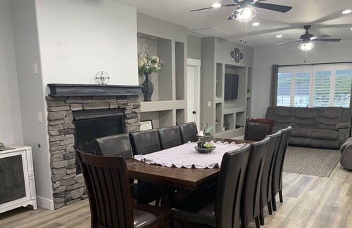 Pine Valley Cabin | 30+ day rental in Beautiful, Newly Built Cottage in Pine Valley