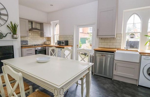 Ripon Cottage | 30 High St. Agnesgate