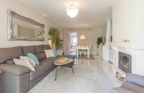 San Pedro de Alcantara Apartment | 30 - Las Adelfas Garden Apartment