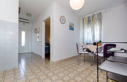 Supetarska Draga Apartment | 30 m² Apartment ∙ 2 bedrooms ∙ 4 guests