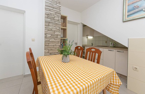 Drasnice Apartment | 30 m² Apartment ∙ 2 bedrooms ∙ 4 guests