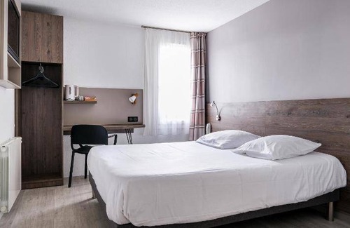 Massieux Hotel | 30 m² Hotel ∙ 127 guests