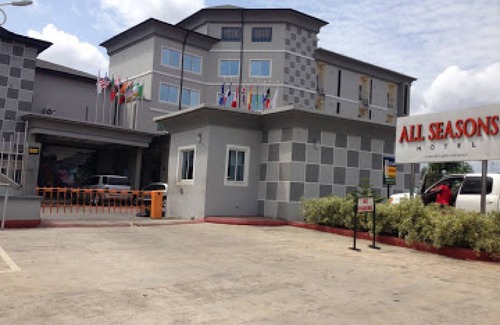 Owerri Resort | 30 m² Private room ∙ 3 bedrooms ∙ 4 guests