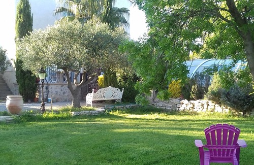 Narbonne Apartment | 30 m2 studio with separate bedroom in quiet area.