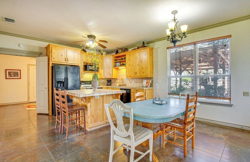 Nemo House | 30 Mi to Fort Worth: Rural Retreat w/Patio!
