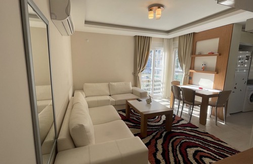 Konyaalti Apartment | 30 min's walk to famous Konyaalti Beach in Antalya, with pool and mountain view!