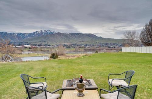 Monitor House | 30 Mins to Leavenworth Home with Hot Tub and Yard!