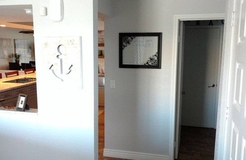 Bullhead City Condo | 30 NIGHT MIN! 2 Balconies + Marina, on the River! Fully Renovated.