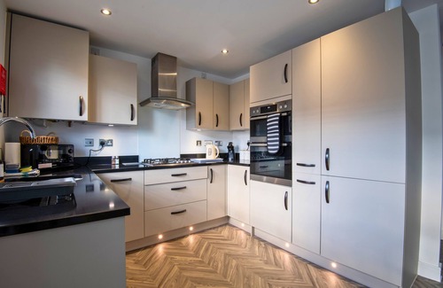 Gloucester House | 30%OFFMonthly|Parking|Sleeps6|FreeWifi|contractors