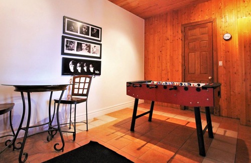 Saint-Denis-de-Brompton Ski Chalet | 30 persons in the nature, luxury domaine