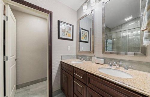 Kingsbury Apartment | 30 plus day Nomadic Worker's Country Comfort