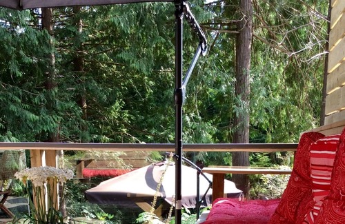 Tuwanek Cottage | 30 plus day rentals welcome. Hot tub, forest setting, steps to lovely little bay