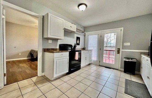 Springboro Apartment | 30 Royal #2 · Comfortable Two Bedroom on Royal in Springboro