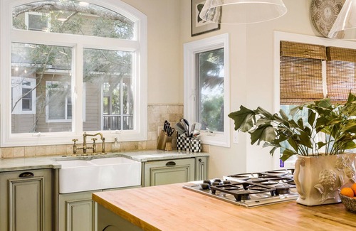 Vanderhorst Plantation House | 30 Salt Cedar: 3BR Home, Screened Porch, Bike to Beach, Bikes/Beach Gear Credit