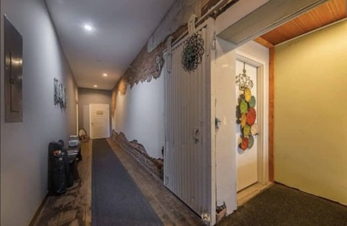 Du Quoin Apartment | 30 West · The Den ·Downtown Hideaway near Fairground