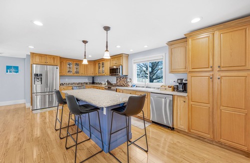 Troutman House | 300 Degree Views, NEW HotTub, Firepit, Lighthouse
