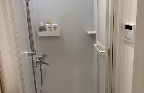 Kinshi Apartment | 300 m from the station, 300 m from SKYTREE, 350 m from Oshiage station, 450 m from Honjo-azumagikyo station, 1 km from Asakusa station, direct access from both airports, very convenient location for Tokyo, Shinjuku, Shibuya, near Sensoji temple