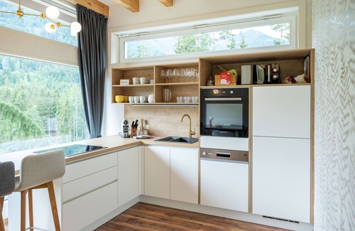 Feistritz ob Bleiburg Apartment | 300 m to gondola for hikers, flow trail for mountain bikers and ski slope