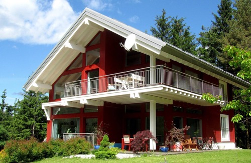 Feistritz ob Bleiburg Apartment | 300 m to gondola for hikers, flow trail for mountain bikers and ski slope