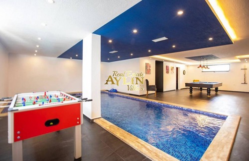 Uzumlu Villa | 300 m² Villa ∙ 1 bedroom ∙ 2 guests