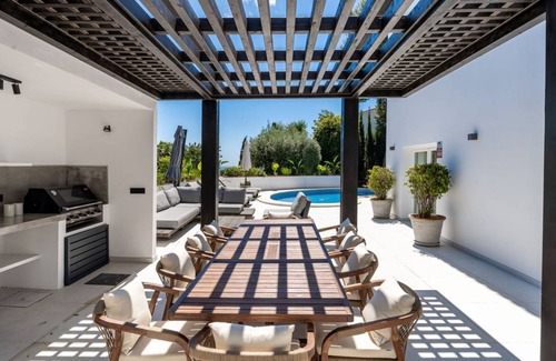 Urbanizacion el Rosario Villa | 300 m² Villa ∙ 5 bedrooms ∙ 10 guests