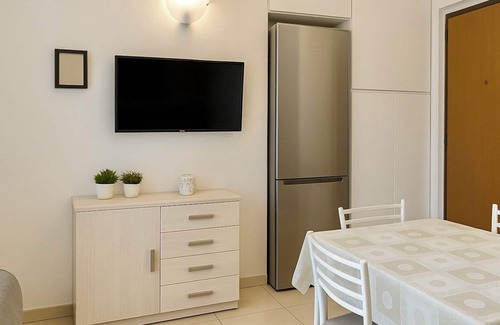 Baia Verde Apartment | 300 meters from the sea, green bay