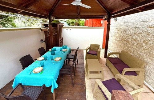 Baia Verde Apartment | 300 meters from the sea, green bay