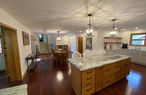 Rhinelander House | 3000 sq ft Lakehouse on Clear, Full Rec Hildebrand Lake in Rhinelander!