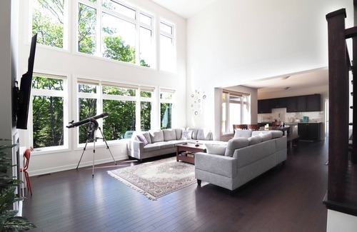 Dwight House | 3000SQF Private Retreat Modern Cottage AC Fibre Wifi Muskoka Algonquin