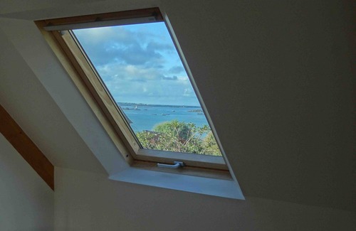 Ploubazlanec House | 300m from the SEA, Breton house with large garden and sea view - WIFI