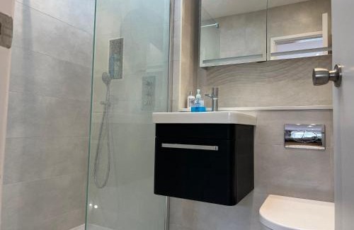 Cambridge Villa | 300m to Fitzwilliam museum 3 en-suites double bedroom Victoria house