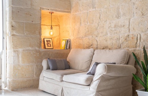 Xewkija Apartment | 300yr old farm converted into welcoming Tiny Home