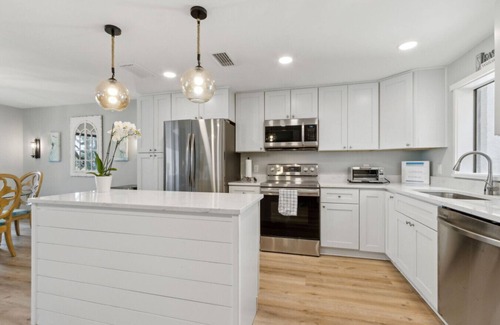 Fernandina Beach House | 3013 Sea Marsh Road | Stunning Golf & Marsh View