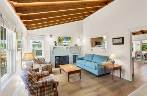 Southern Shores House | 3018 - Celestial Mermaid
