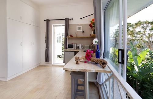 Port Elizabeth House | 302 On Old Seaview Road Chelsea