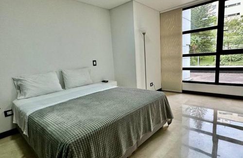 El Castillo Apartment | 302 Spacious apartment nice view in El Poblado