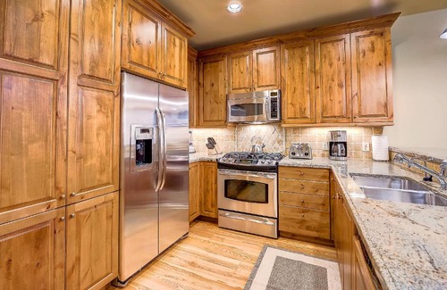 Avon Apartment | 304B Beaver Creek Landing