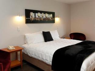 Upper Riccarton Hotel | 306 Motel Apartments
