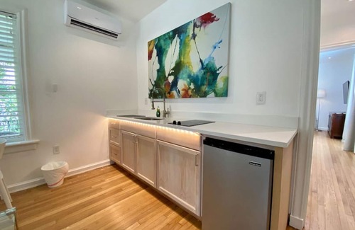 Douglas Apartment | 306 · Newly Renovated one-bdr with Patio