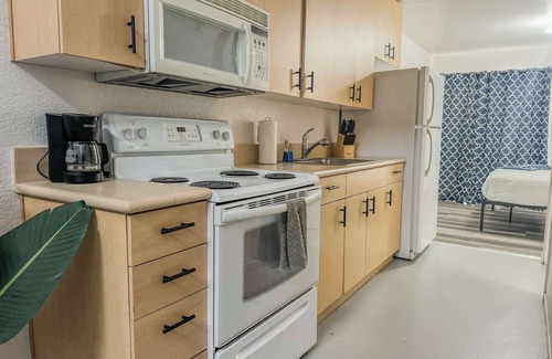 Civic Core Apartment | 306 San Diego Downtown Loft Apartment/Parking