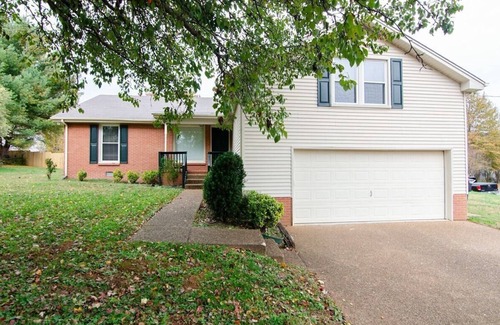 Franklin House | 306 Wedgewood · Huge Bonus with Foosball, 1 mile DowntownFranklin