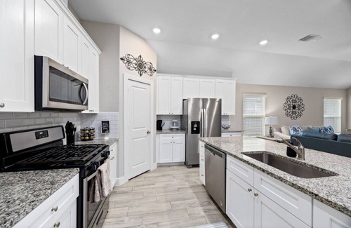 Conroe House | 309A Maple Ln, Conroe