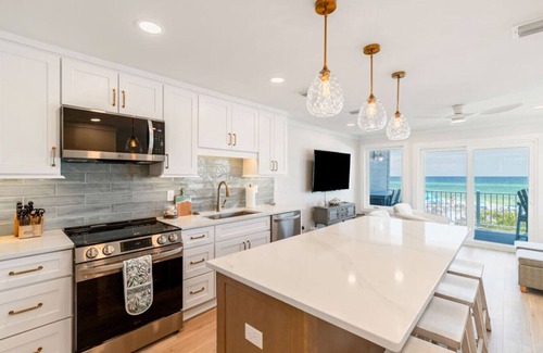 Santa Rosa Beach House | 30A Beachfront | Pool | 4 Bedroom | Sleeps 10