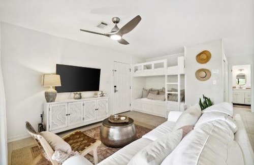 Seagrove Beach Apartment | 30A Beachwood Villas by Panhandle Getaways